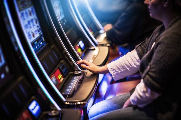 inibet188 Galactic Gems live-dealer studio with professional dealers and HD video
